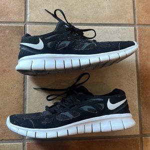 Men’s Nike Free Run 2 (used) size 10.5